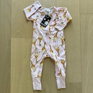 Bonds Wondersuit | Pink Giraffe Zip One-Piece